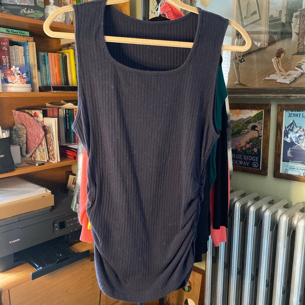 🔥 SALE!!  Emery Rose side ruched tank top